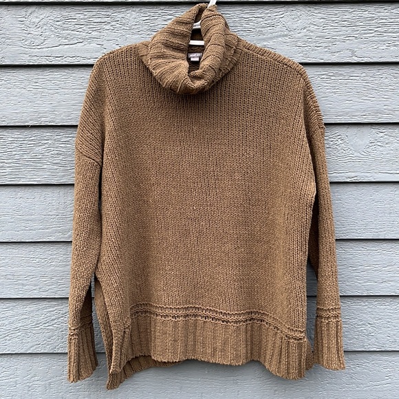 Aerie Oversized Chenille Turtleneck Sweater - Picture 2 of 11